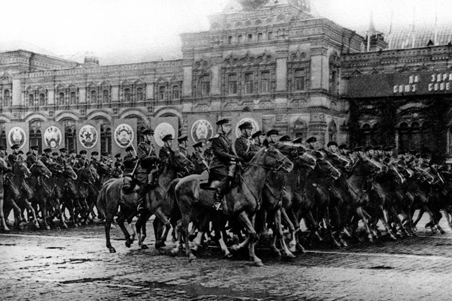 Фото парада 1945 в берлине